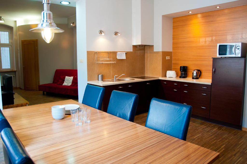 Apartamenty 23 Познан Стая снимка
